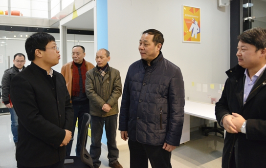 杨贤金到同济创业谷调研 杨贤金到同济创业谷调研