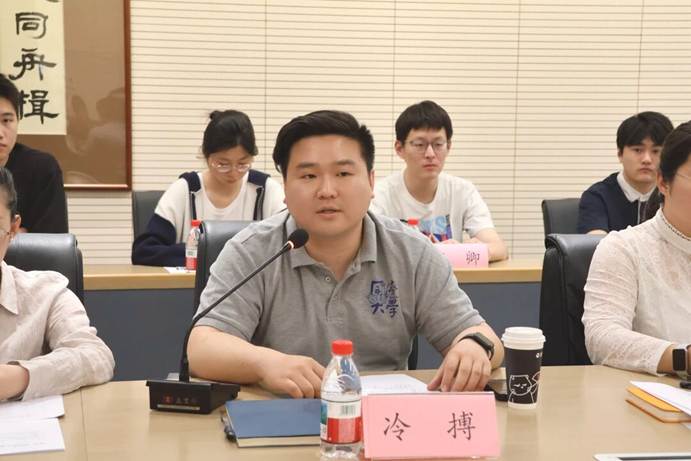 51a66d21e9d2e26bbb921a3fbc292667