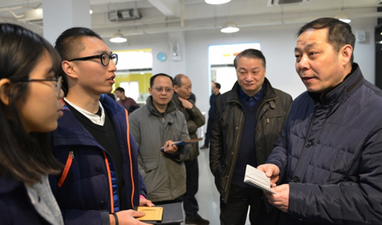 杨贤金到同济创业谷调研1 杨贤金到同济创业谷调研1